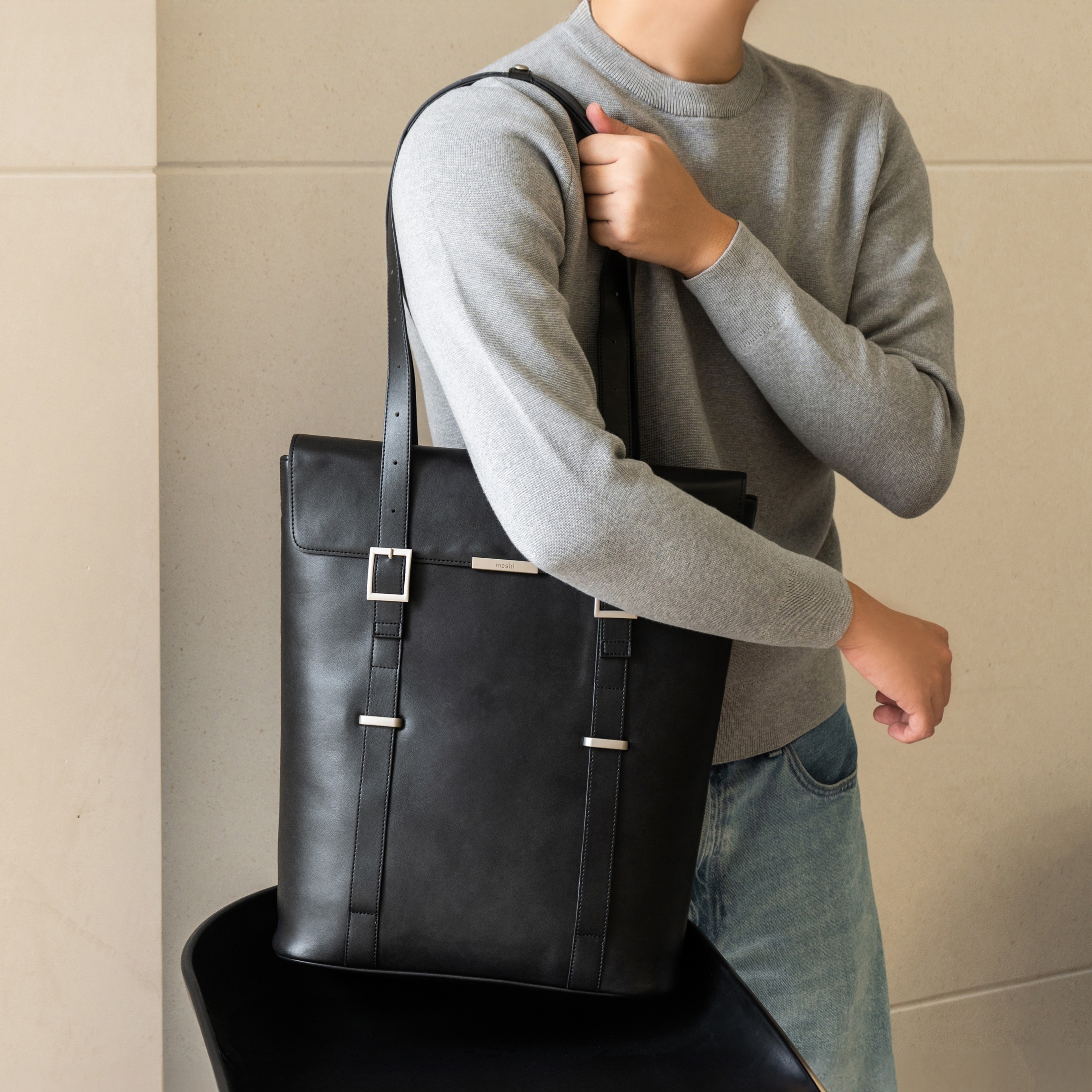 Aresta Convertible Tote - Jet Black