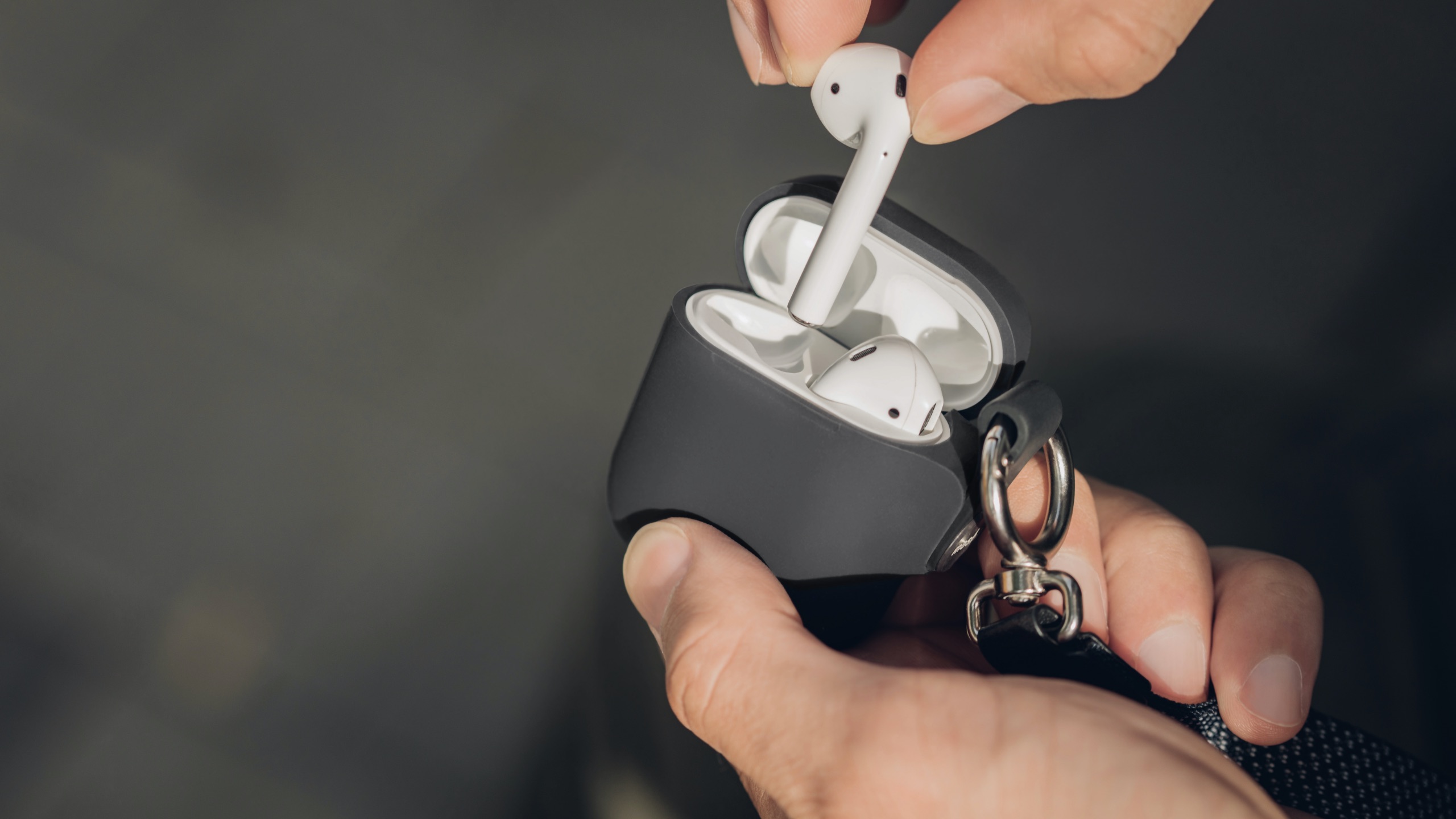 Pebbo for AirPods - Black
