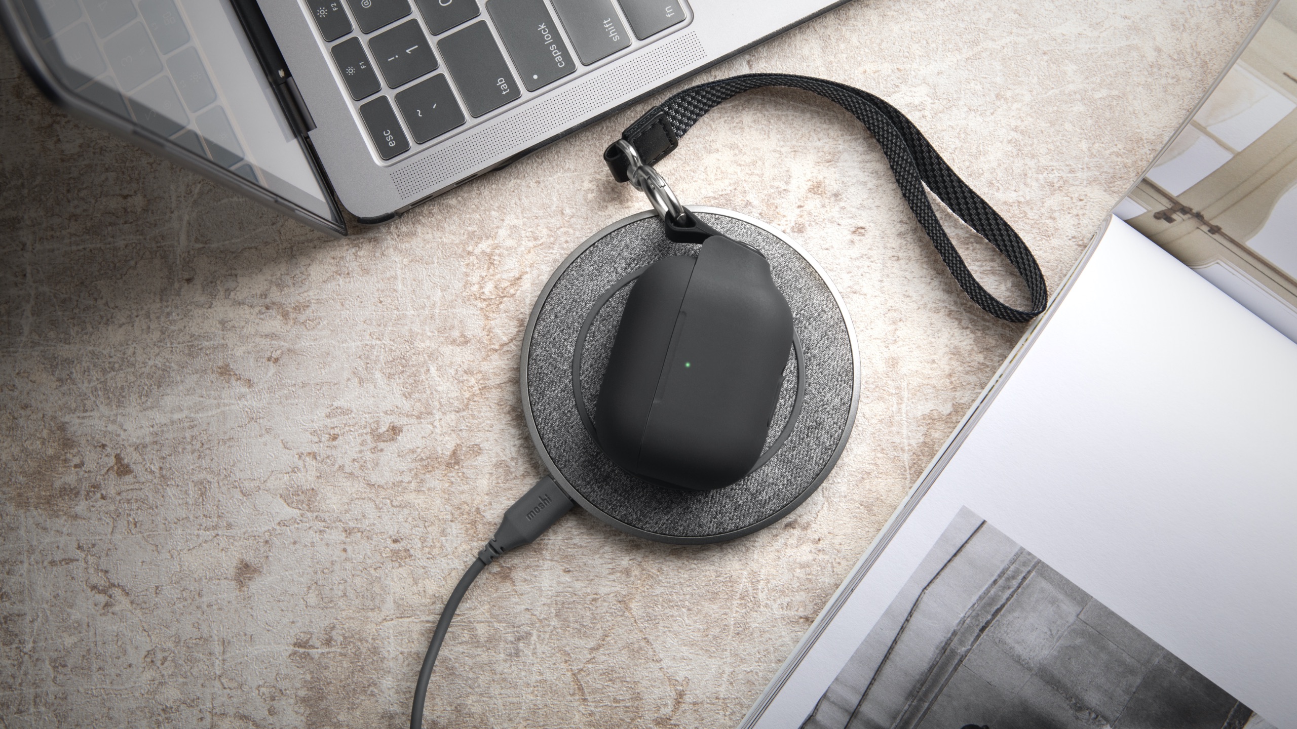 Pebbo for AirPods Pro - Black