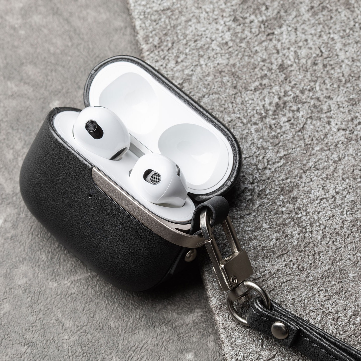 Pebbo Luxe for New AirPods-Black