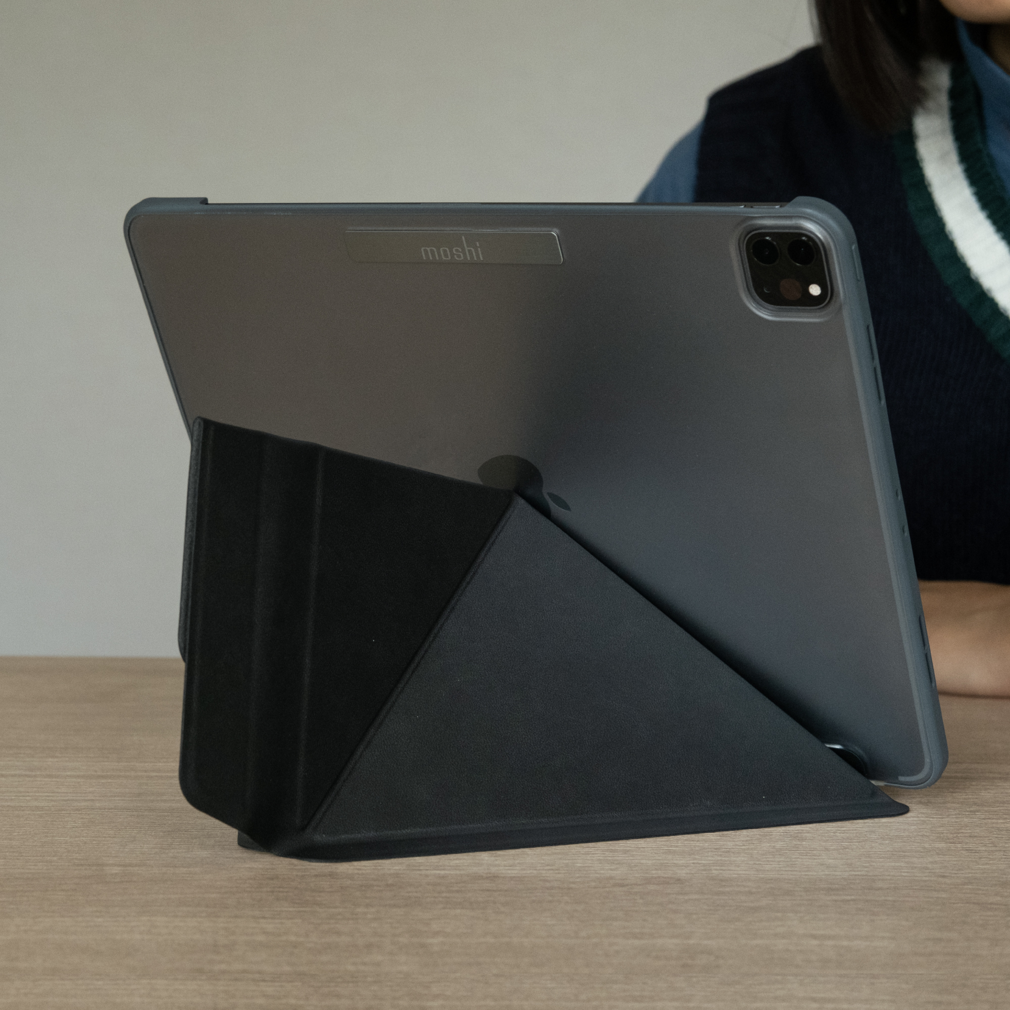 VersaCover for iPad Pro (12.9-inch, 3rd-6th gen)-Charcoal Black